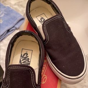 Vans slip on size 5.5 with box ( used worn once )